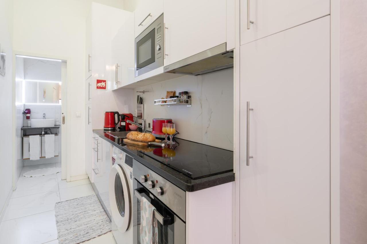 Central Cozy Star 1 Balcony Ac Near Merto Porto Luaran gambar
